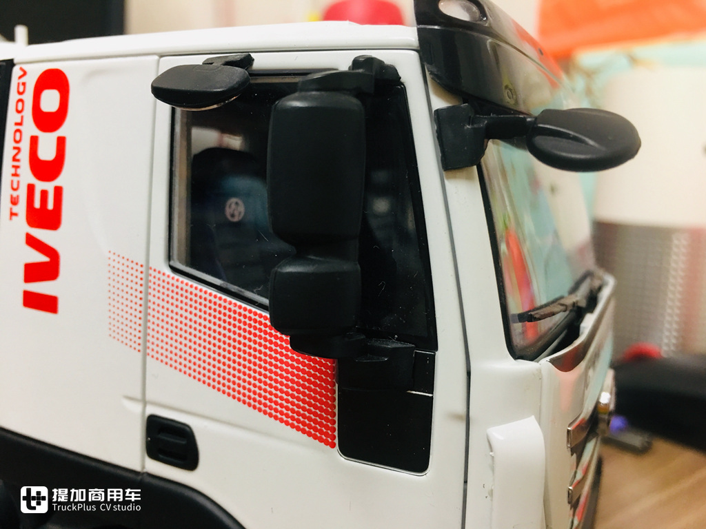 做工精致质量上乘,中集瑞江上装的红岩杰狮搅拌车模型实拍 - 第21张 - 提加商用车网 做工精致质量上乘,中集瑞江上装的红岩杰狮搅拌车模型实拍 - 第21张