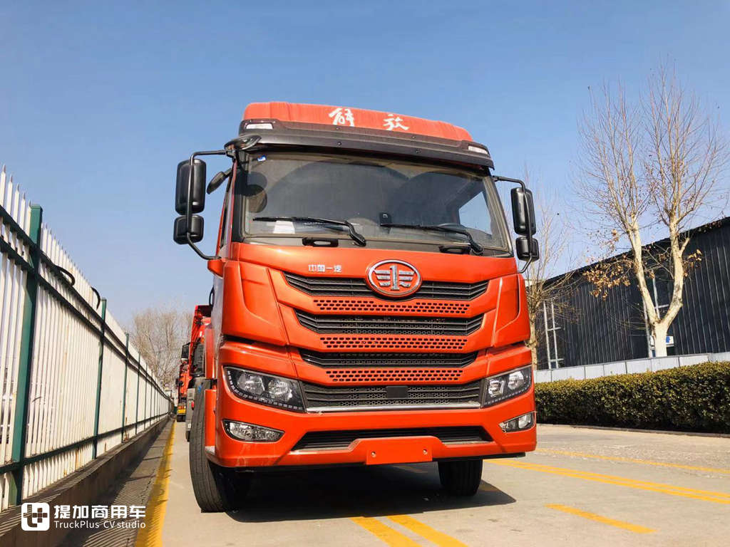 最便宜的自动挡牵引车,解放悍V这款AMT车型只售28万,都有啥配置? - 第1张 - 提加商用车网 最便宜的自动挡牵引车,解放悍V这款AMT车型只售28万,都有啥配置? - 第1张