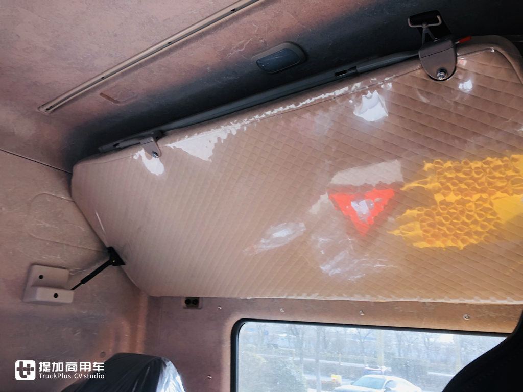 最便宜的自动挡牵引车,解放悍V这款AMT车型只售28万,都有啥配置? - 第16张 - 提加商用车网 最便宜的自动挡牵引车,解放悍V这款AMT车型只售28万,都有啥配置? - 第16张