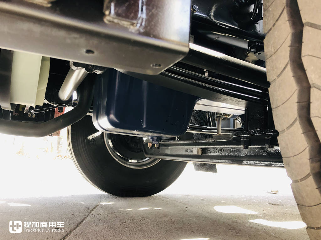 最便宜的自动挡牵引车,解放悍V这款AMT车型只售28万,都有啥配置? - 第21张 - 提加商用车网 最便宜的自动挡牵引车,解放悍V这款AMT车型只售28万,都有啥配置? - 第21张