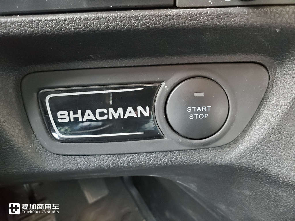 德龙X6000旗舰重卡已经全面铺货,再带您看一辆高配车型 - 第18张 - 提加商用车网 德龙X6000旗舰重卡已经全面铺货,再带您看一辆高配车型 - 第18张