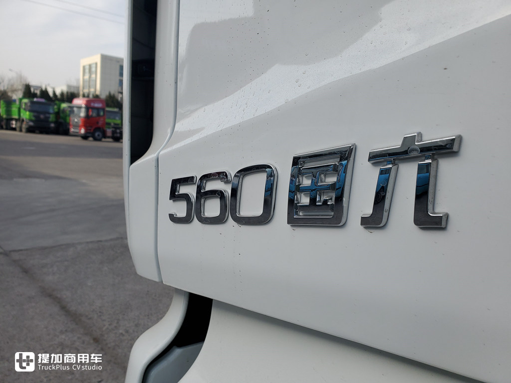 德龙X6000旗舰重卡已经全面铺货,再带您看一辆高配车型 - 第26张 - 提加商用车网 德龙X6000旗舰重卡已经全面铺货,再带您看一辆高配车型 - 第26张