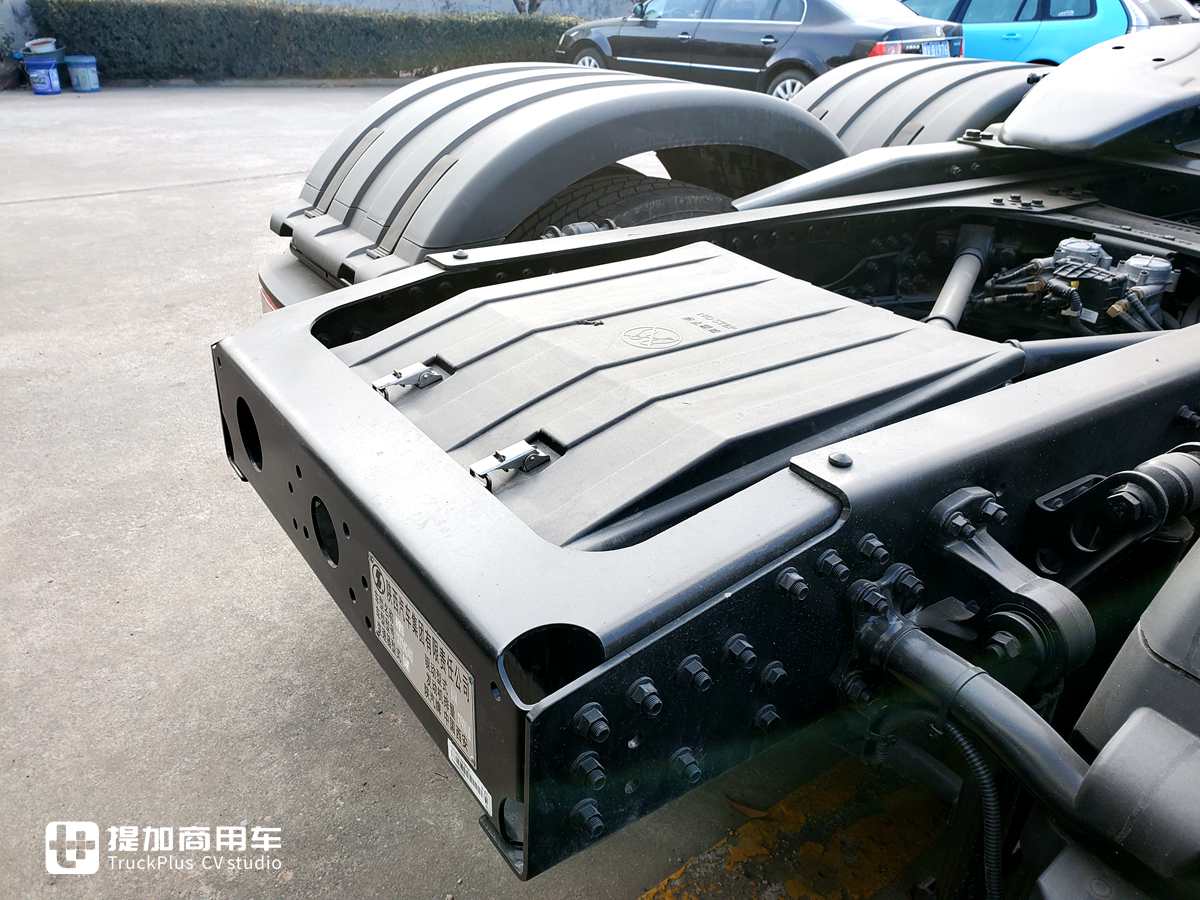 德龙X6000旗舰重卡已经全面铺货,再带您看一辆高配车型 - 第34张 - 提加商用车网 德龙X6000旗舰重卡已经全面铺货,再带您看一辆高配车型 - 第34张