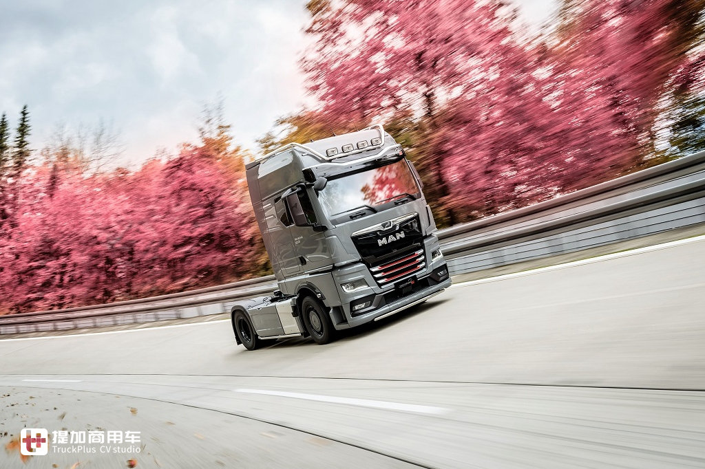 曼恩全新一代TGX Individual Lion S耀世来袭 - 第4张 - 提加商用车网 曼恩全新一代TGX Individual Lion S耀世来袭 - 第4张