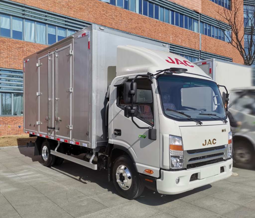 2021开工神器!江淮轻卡送安康助用户“牛转乾坤” - 第6张 - 提加商用车网 2021开工神器!江淮轻卡送安康助用户“牛转乾坤” - 第6张