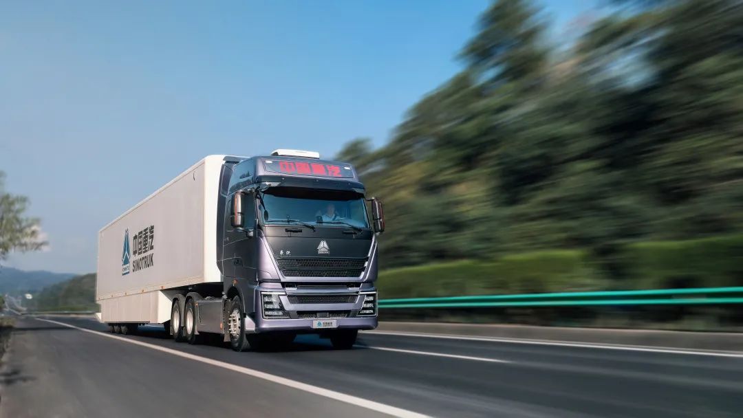 无忧换挡如有神助,豪沃TH7堪称“省油战斗机”! - 第2张 - 提加商用车网 无忧换挡如有神助,豪沃TH7堪称“省油战斗机”! - 第2张