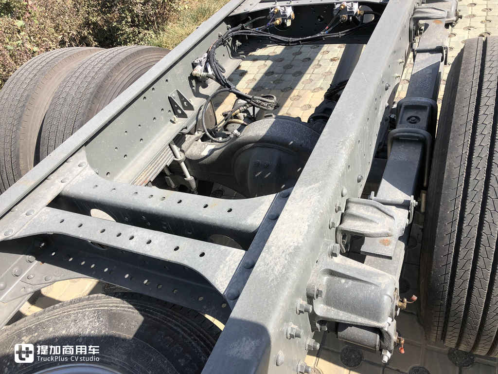 多拉还能快跑,配曼技术国六发动机,汕德卡G5载货车实拍 - 第21张 - 提加商用车网 多拉还能快跑,配曼技术国六发动机,汕德卡G5载货车实拍 - 第21张