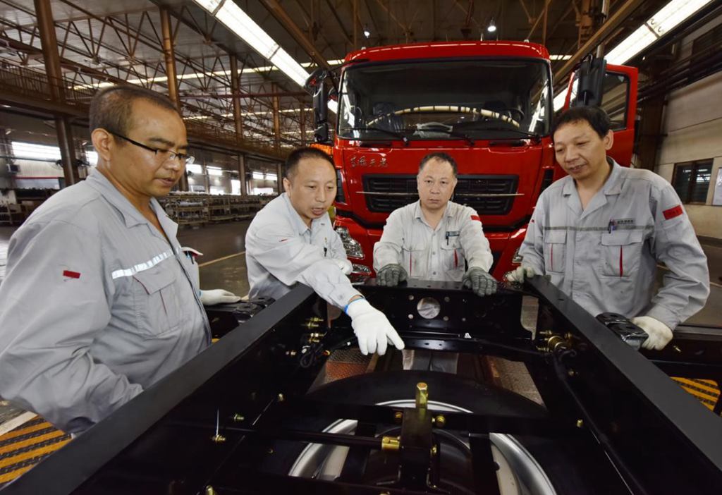 全国人大代表王建清:为一线产业工人发声,用可靠践行工匠精神 - 第4张 - 提加商用车网 全国人大代表王建清:为一线产业工人发声,用可靠践行工匠精神 - 第4张
