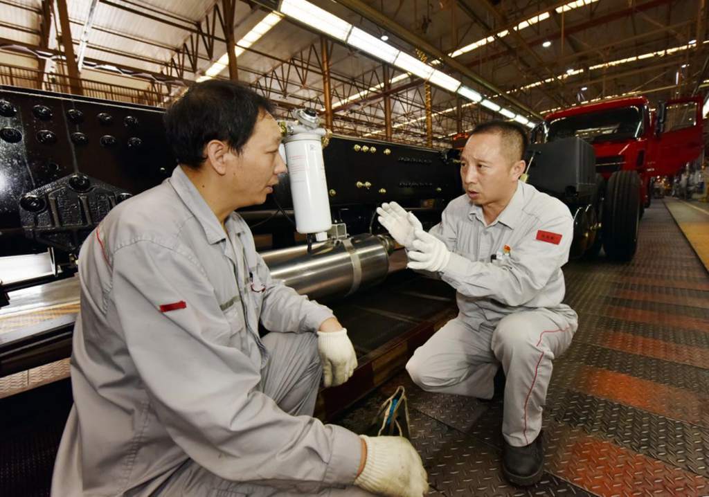 全国人大代表王建清:为一线产业工人发声,用可靠践行工匠精神 - 第6张 - 提加商用车网 全国人大代表王建清:为一线产业工人发声,用可靠践行工匠精神 - 第6张