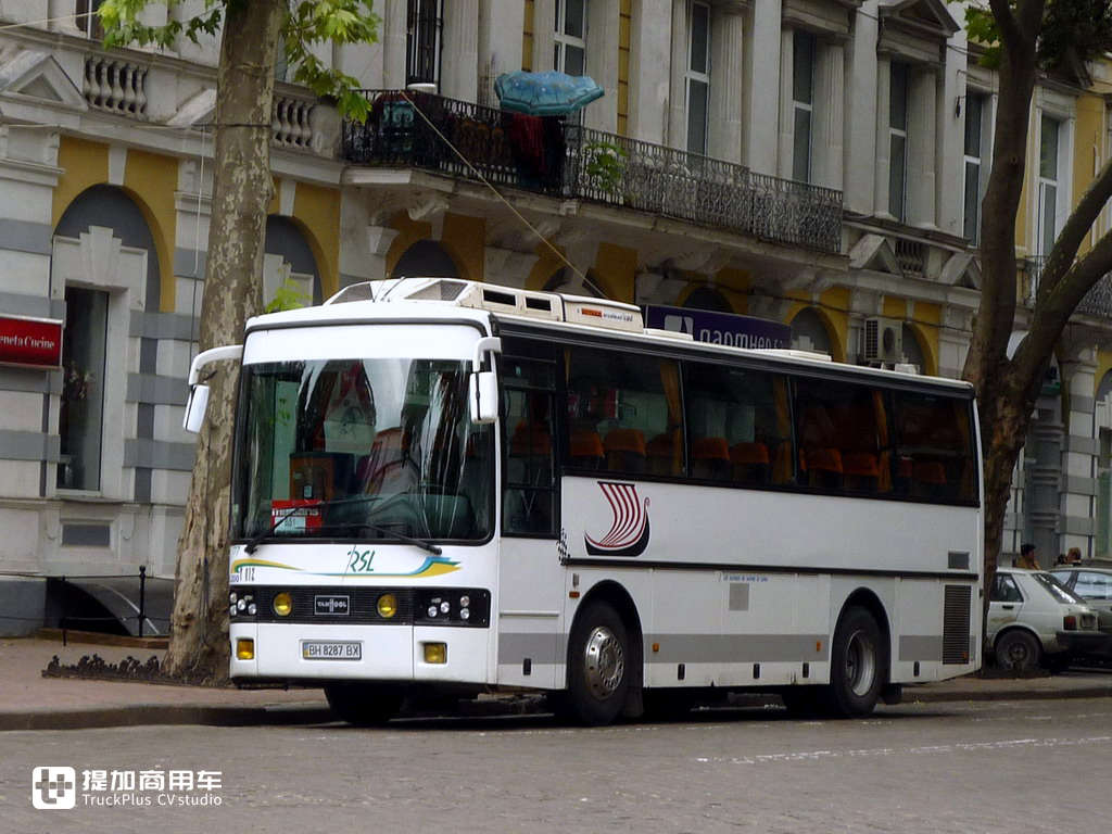 30多年前就那么豪华高端,带您看范胡尔上世纪80年代推出的那些经典公路客车 - 第3张 - 提加商用车网 30多年前就那么豪华高端,带您看范胡尔上世纪80年代推出的那些经典公路客车 - 第3张