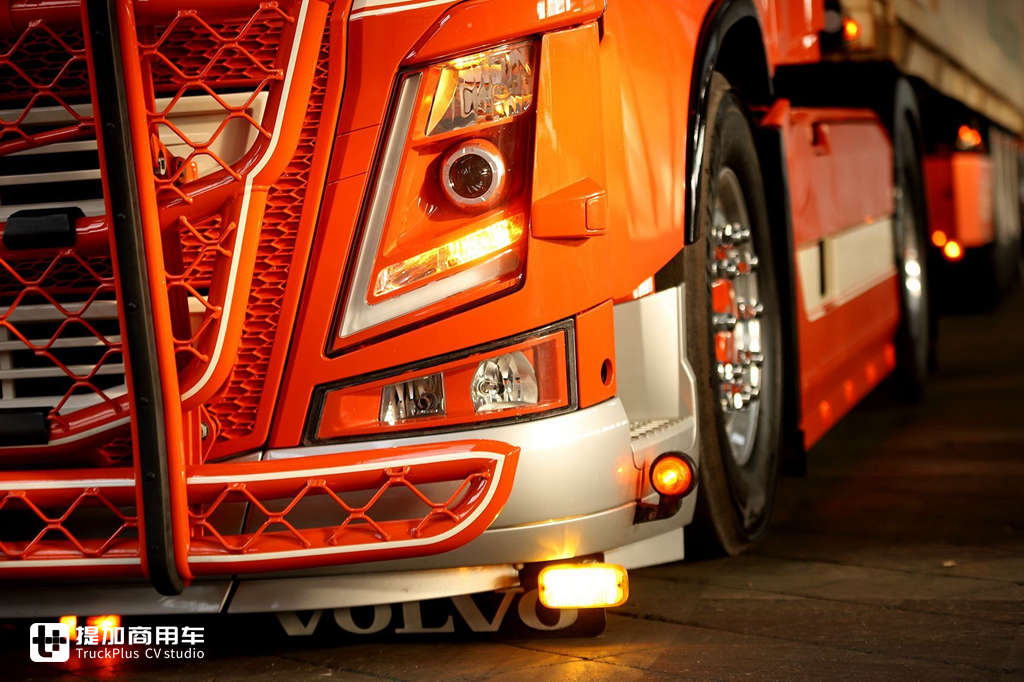 对卡车的热爱满溢,再次改装沃尔沃FH,小伙让报废爱车“涅槃重生” - 第9张 - 提加商用车网 对卡车的热爱满溢,再次改装沃尔沃FH,小伙让报废爱车“涅槃重生” - 第9张