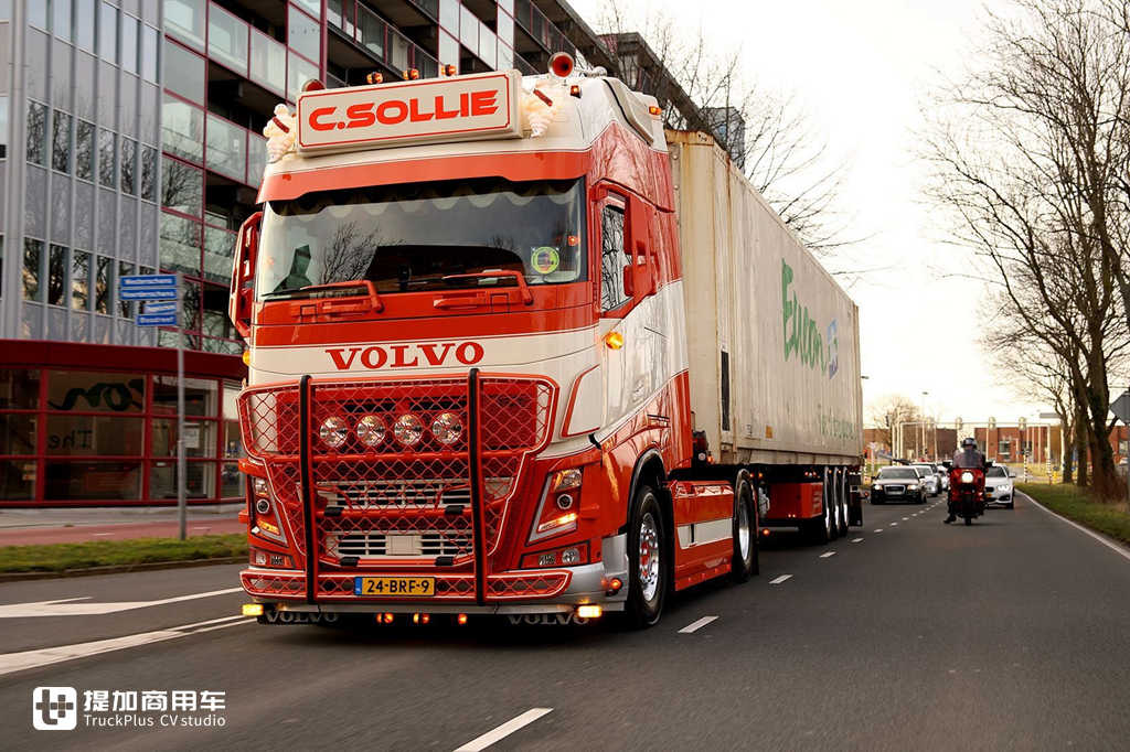 对卡车的热爱满溢,再次改装沃尔沃FH,小伙让报废爱车“涅槃重生” - 第10张 - 提加商用车网 对卡车的热爱满溢,再次改装沃尔沃FH,小伙让报废爱车“涅槃重生” - 第10张