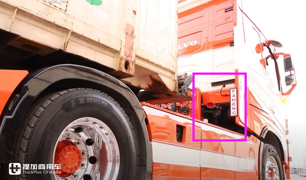 对卡车的热爱满溢,再次改装沃尔沃FH,小伙让报废爱车“涅槃重生” - 第14张 - 提加商用车网 对卡车的热爱满溢,再次改装沃尔沃FH,小伙让报废爱车“涅槃重生” - 第14张