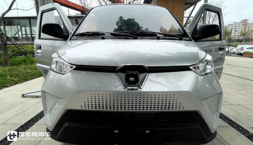 搭载比亚迪“刀片电池”,续航达330公里,比亚迪纯电动微面V3来了 - 第12张 - 提加商用车网 搭载比亚迪“刀片电池”,续航达330公里,比亚迪纯电动微面V3来了 - 第12张