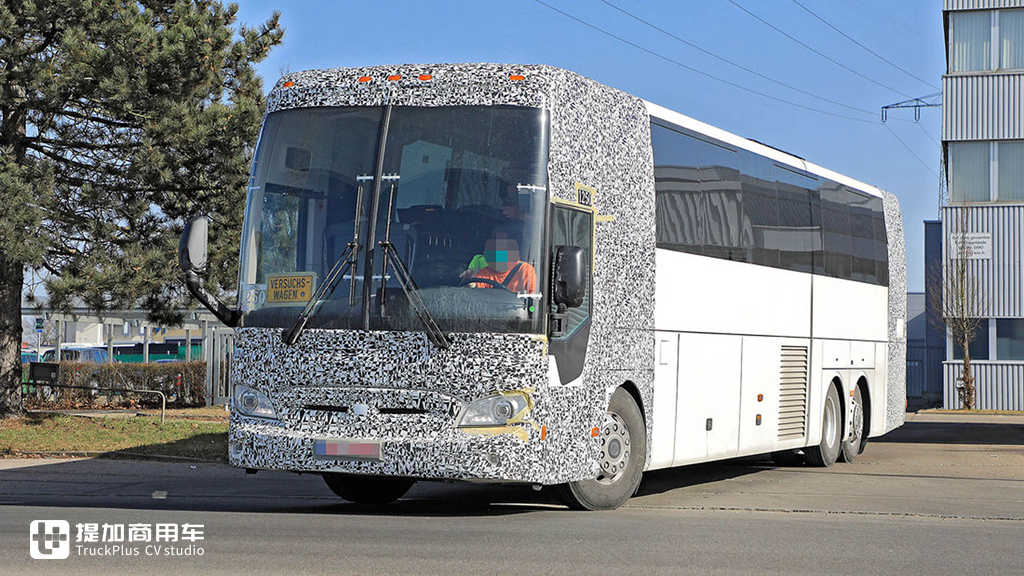 奔驰开始路试新一代Tourismo客车,专供北美市场 - 第3张 - 提加商用车网 奔驰开始路试新一代Tourismo客车,专供北美市场 - 第3张