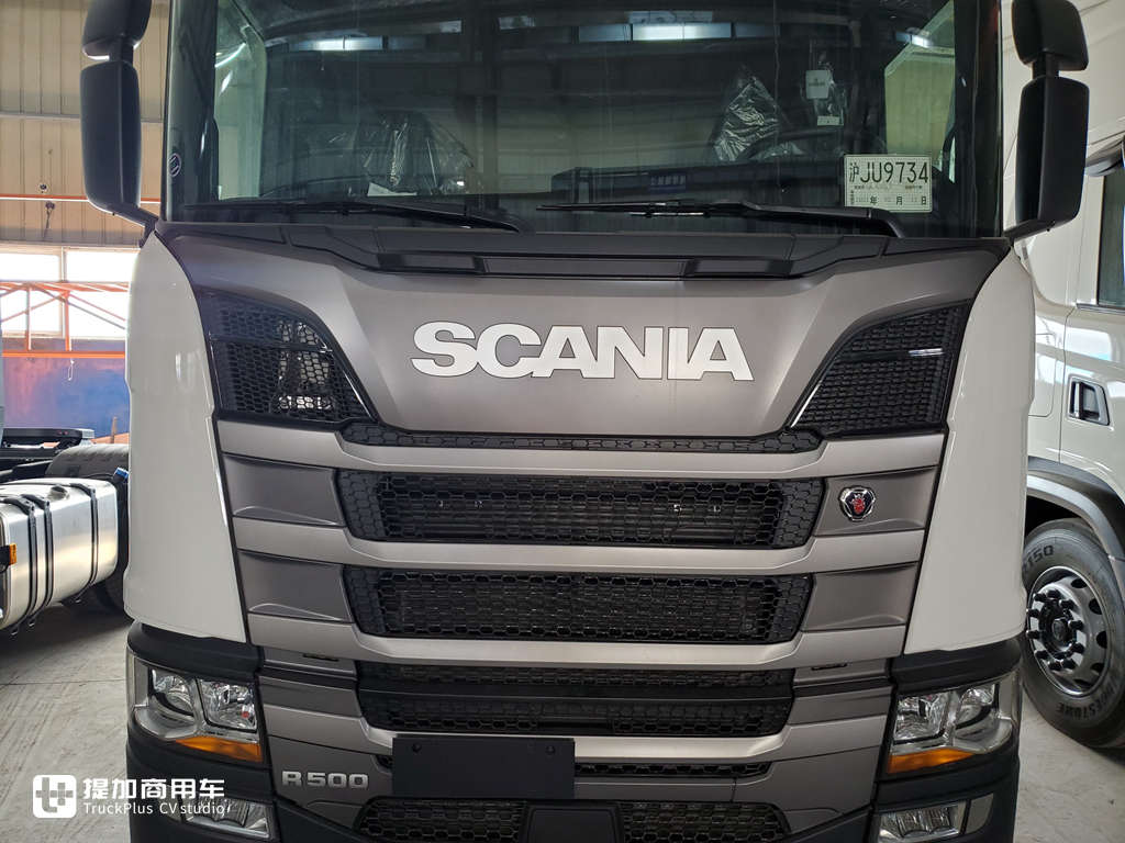 斯堪尼亚新一代R系牵引车配置怎么样，和G系有何区别？实拍一辆R500告诉你 - 第13张
