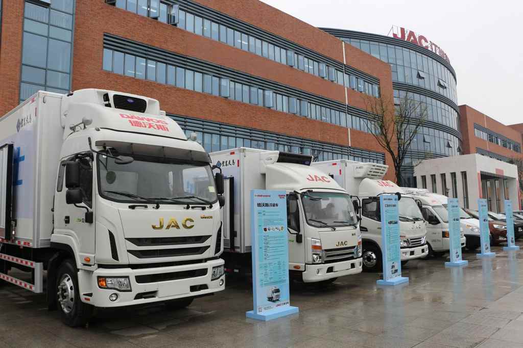 中物联医药物流分会走进江汽集团,体验价值品鉴之旅,江淮轻卡助力医药物流高质量发展 - 第5张 - 提加商用车网 中物联医药物流分会走进江汽集团,体验价值品鉴之旅,江淮轻卡助力医药物流高质量发展 - 第5张