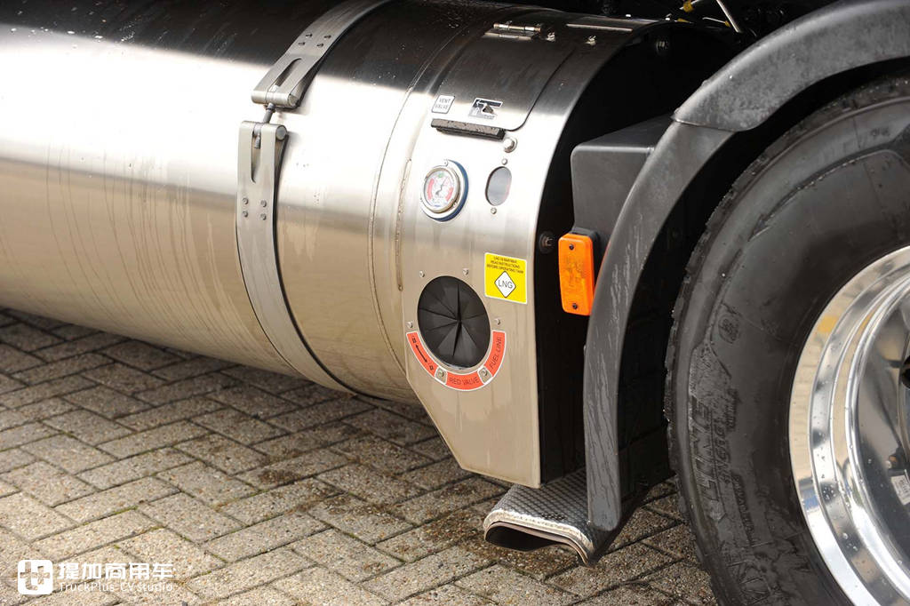 欧洲媒体评测依维柯S-WAY天然气卡车，带您看看它和国内天然气卡车有何不同 - 第6张