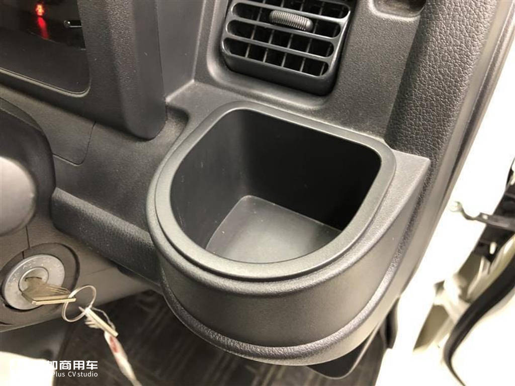 日本广为流行的K-Truck到底是啥?带您见识最具代表性一款——丰田PIXIS - 第13张 - 提加商用车网 日本广为流行的K-Truck到底是啥?带您见识最具代表性一款——丰田PIXIS - 第13张