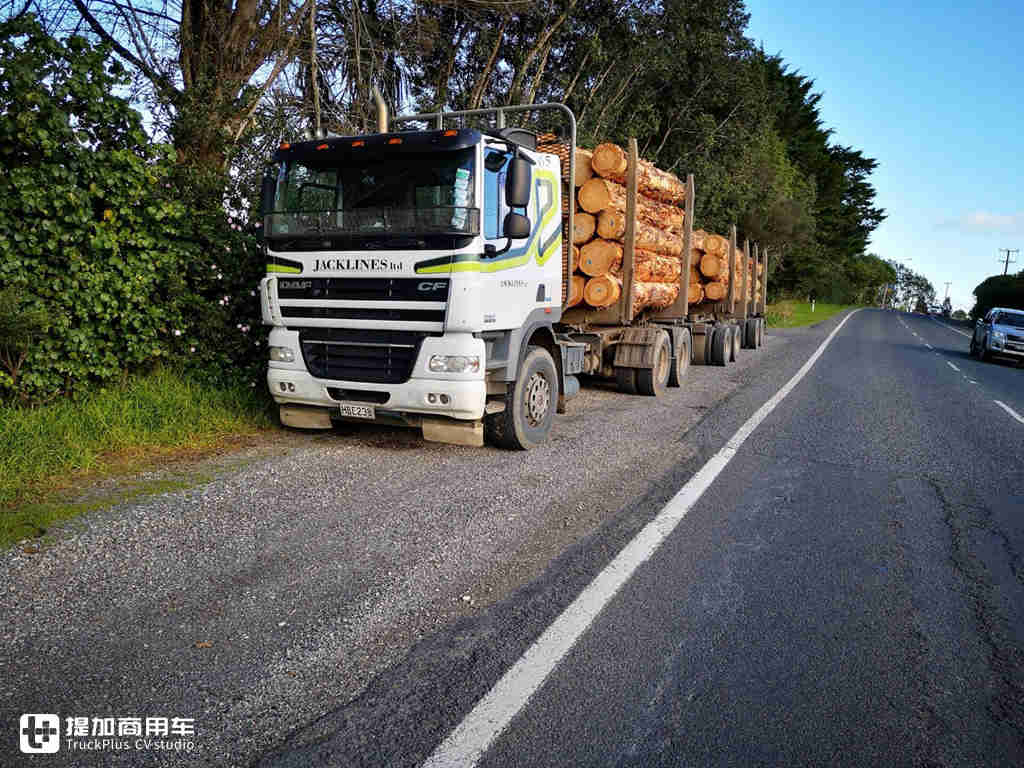 新西兰有位“怪大叔”,不爱奔驰与达夫,只开国产汕德卡跑运输 - 第10张 - 提加商用车网 新西兰有位“怪大叔”,不爱奔驰与达夫,只开国产汕德卡跑运输 - 第10张