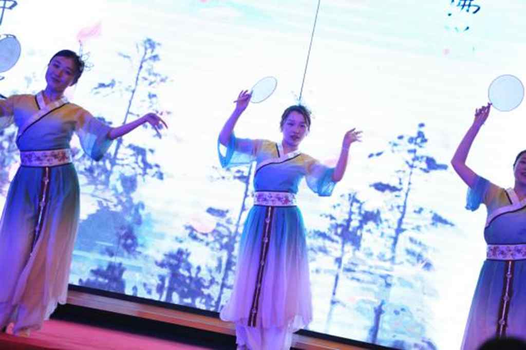 搅动风云！解放J6法规版搅拌车亮相南京！ - 第5张