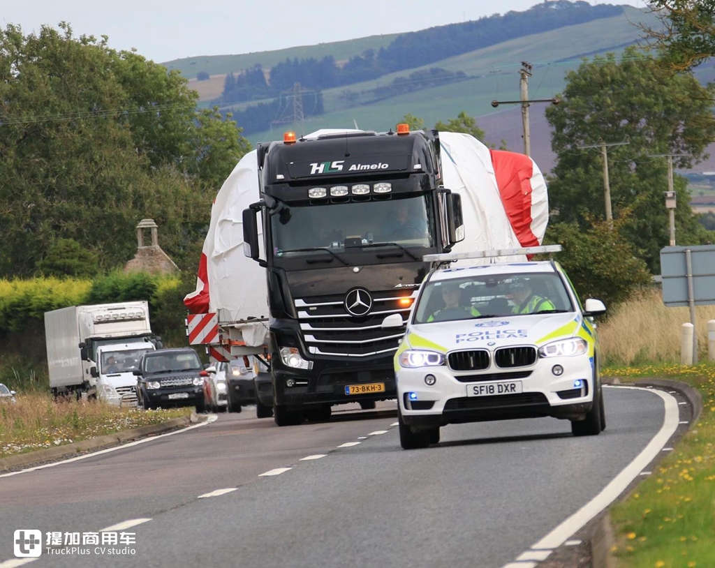 一次超宽大件运输纪实,看奔驰卡车怎么把直径9.5米构件,运输88公里 - 第2张 - 提加商用车网 一次超宽大件运输纪实,看奔驰卡车怎么把直径9.5米构件,运输88公里 - 第2张