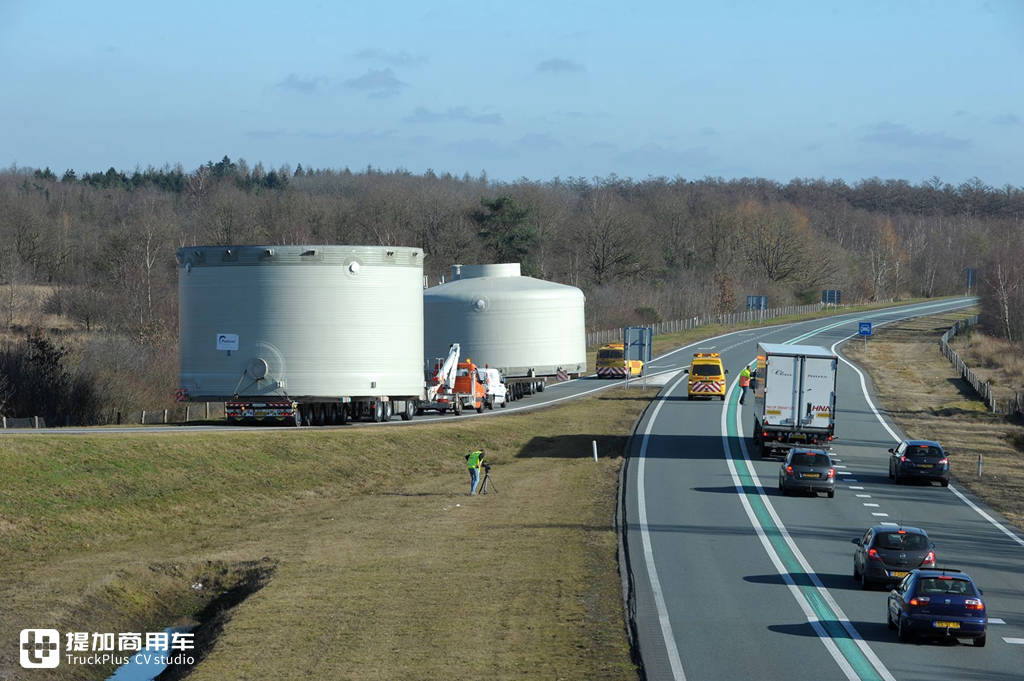 一次超宽大件运输纪实,看奔驰卡车怎么把直径9.5米构件,运输88公里 - 第10张 - 提加商用车网 一次超宽大件运输纪实,看奔驰卡车怎么把直径9.5米构件,运输88公里 - 第10张