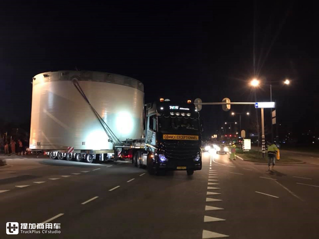一次超宽大件运输纪实,看奔驰卡车怎么把直径9.5米构件,运输88公里 - 第19张 - 提加商用车网 一次超宽大件运输纪实,看奔驰卡车怎么把直径9.5米构件,运输88公里 - 第19张