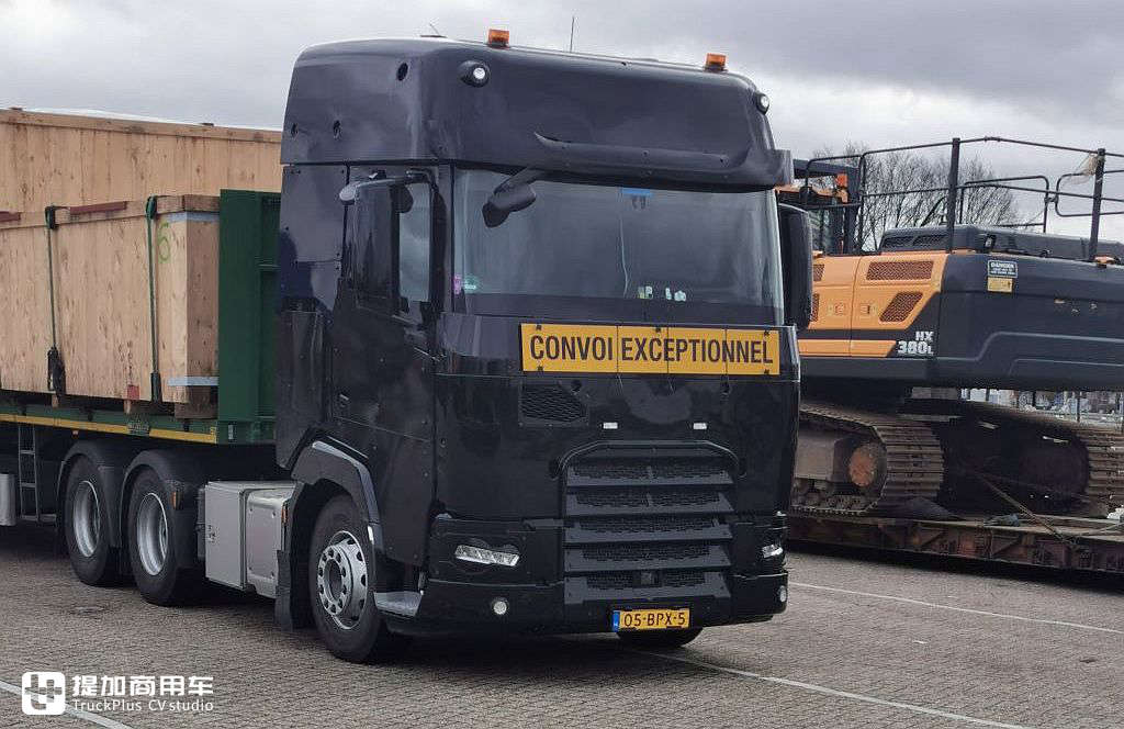 达夫新一代XF牵引车谍照曝光，七大欧洲卡车即将全部换代完毕 - 第6张