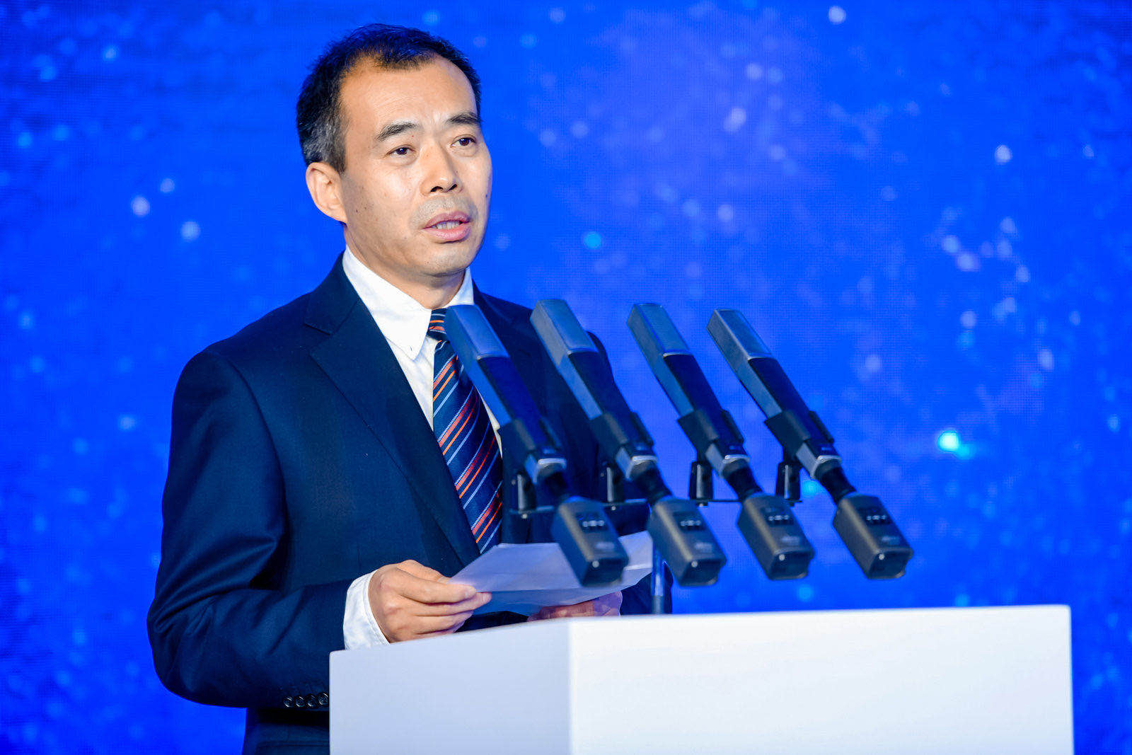 1000万辆点燃星火 25年再种福田 ——福田汽车用1000万辆新品鸣响“X新世代” - 第3张 - 提加商用车网 1000万辆点燃星火 25年再种福田 ——福田汽车用1000万辆新品鸣响“X新世代” - 第3张