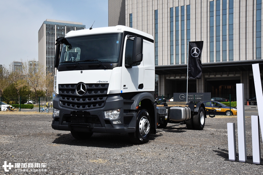奔驰卖得最好的卡车底盘,Arocs国六车型来了,有哪些升级? - 第1张 - 提加商用车网 奔驰卖得最好的卡车底盘,Arocs国六车型来了,有哪些升级? - 第1张