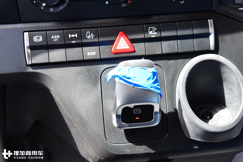 奔驰卖得最好的卡车底盘,Arocs国六车型来了,有哪些升级? - 第18张 - 提加商用车网 奔驰卖得最好的卡车底盘,Arocs国六车型来了,有哪些升级? - 第18张