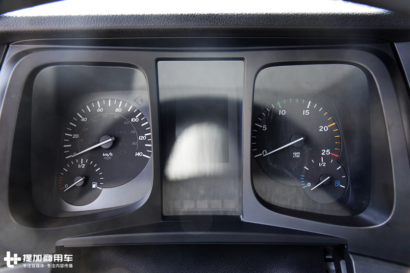 奔驰卖得最好的卡车底盘,Arocs国六车型来了,有哪些升级? - 第17张 - 提加商用车网 奔驰卖得最好的卡车底盘,Arocs国六车型来了,有哪些升级? - 第17张