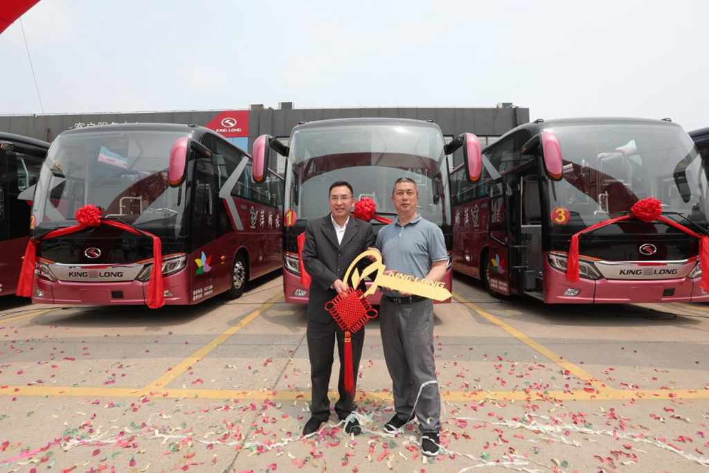 金龙龙威Ⅱ代批量交付江西省旅游客运行业 - 第2张 - 提加商用车网 金龙龙威Ⅱ代批量交付江西省旅游客运行业 - 第2张