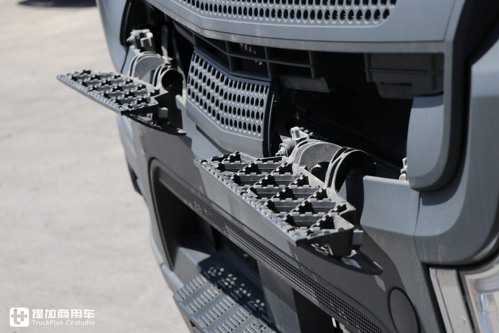 这款奔驰4X2牵引车,大客户价能降到50万左右,性价比真高 - 第8张 - 提加商用车网 这款奔驰4X2牵引车,大客户价能降到50万左右,性价比真高 - 第8张