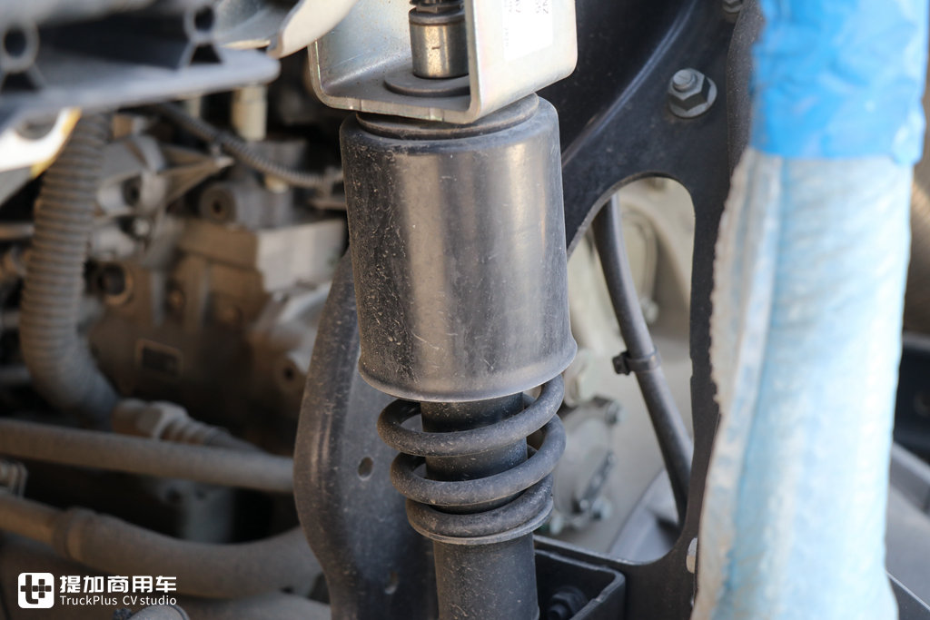 这款奔驰4X2牵引车,大客户价能降到50万左右,性价比真高 - 第13张 - 提加商用车网 这款奔驰4X2牵引车,大客户价能降到50万左右,性价比真高 - 第13张