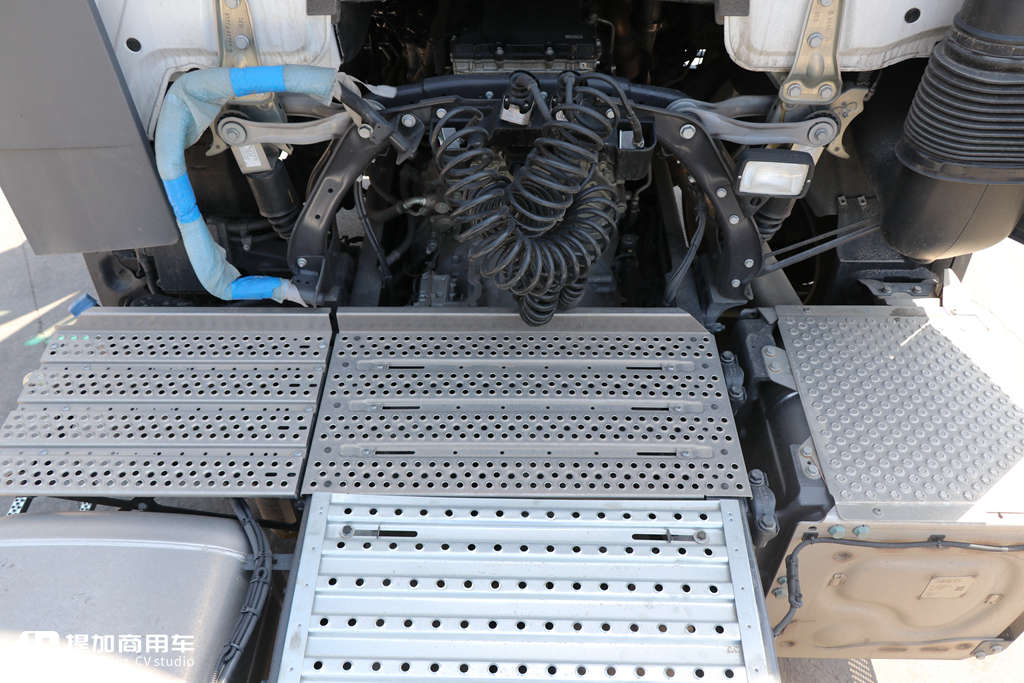 这款奔驰4X2牵引车,大客户价能降到50万左右,性价比真高 - 第27张 - 提加商用车网 这款奔驰4X2牵引车,大客户价能降到50万左右,性价比真高 - 第27张