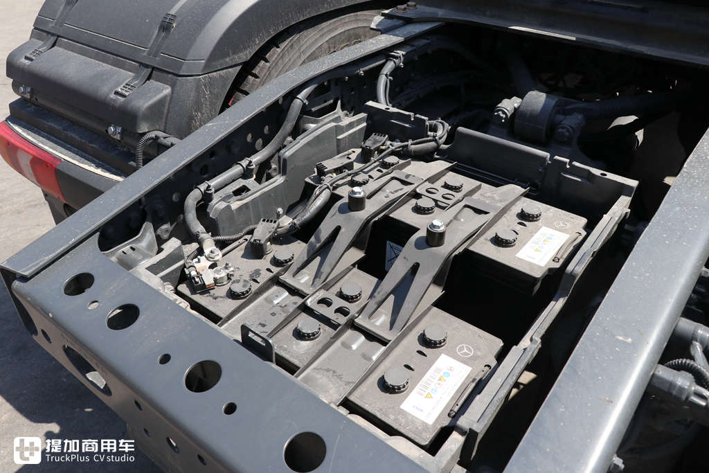 这款奔驰4X2牵引车,大客户价能降到50万左右,性价比真高 - 第30张 - 提加商用车网 这款奔驰4X2牵引车,大客户价能降到50万左右,性价比真高 - 第30张