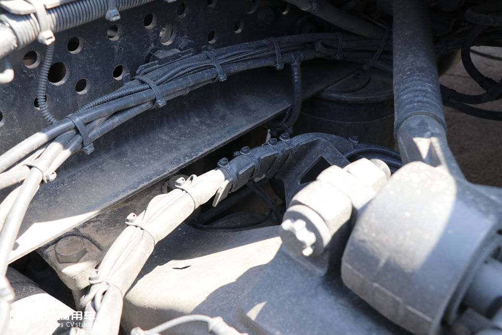 这款奔驰4X2牵引车,大客户价能降到50万左右,性价比真高 - 第31张 - 提加商用车网 这款奔驰4X2牵引车,大客户价能降到50万左右,性价比真高 - 第31张