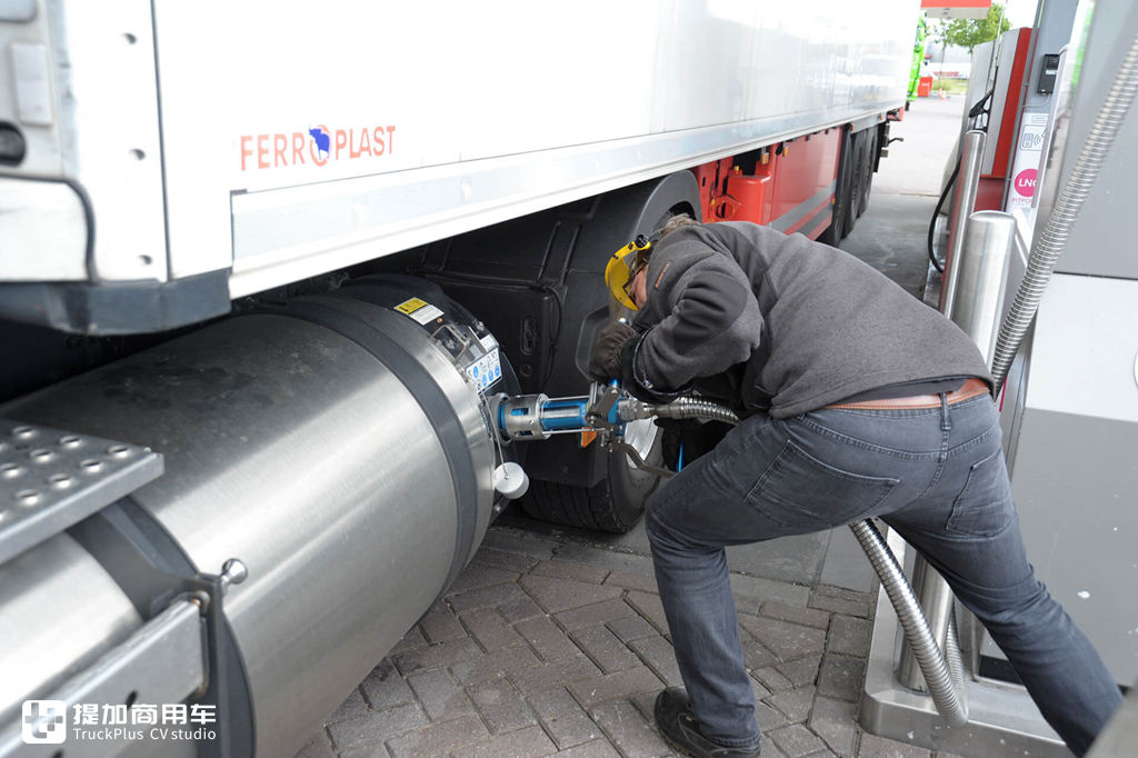 沃尔沃和斯堪尼亚天然气卡车,哪个更好用?听听欧洲物流企业怎么说 - 第6张 - 提加商用车网 沃尔沃和斯堪尼亚天然气卡车,哪个更好用?听听欧洲物流企业怎么说 - 第6张