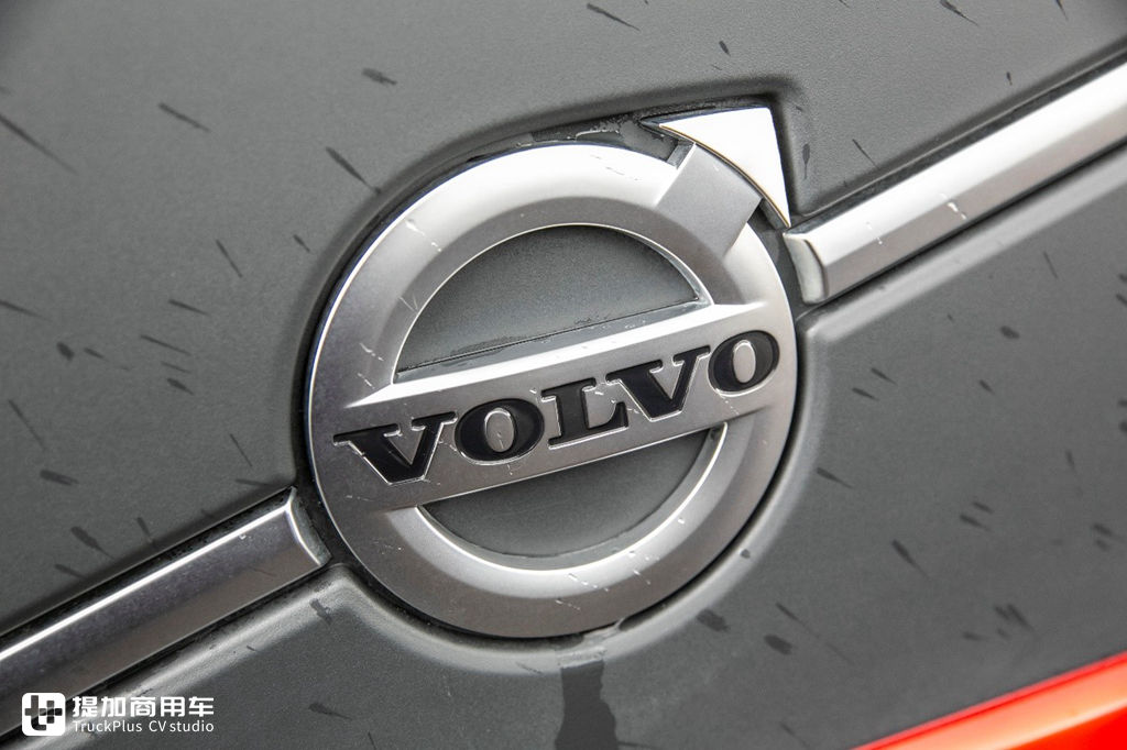 沃尔沃也有低入口卡车?带您见识一辆特别改装的沃尔沃FE救援卡车 - 第3张 - 提加商用车网 沃尔沃也有低入口卡车?带您见识一辆特别改装的沃尔沃FE救援卡车 - 第3张