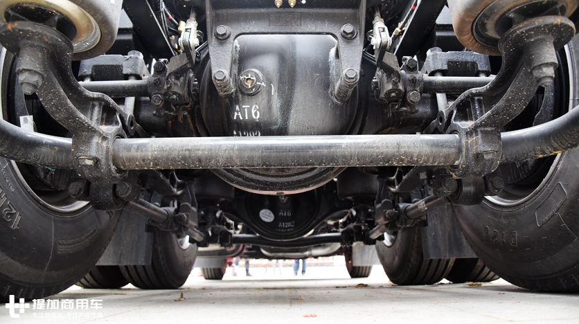 8气囊空气悬架+液力缓速器,国六欧曼GTL自动挡危化品牵引车正式上市 - 第5张 - 提加商用车网 8气囊空气悬架+液力缓速器,国六欧曼GTL自动挡危化品牵引车正式上市 - 第5张