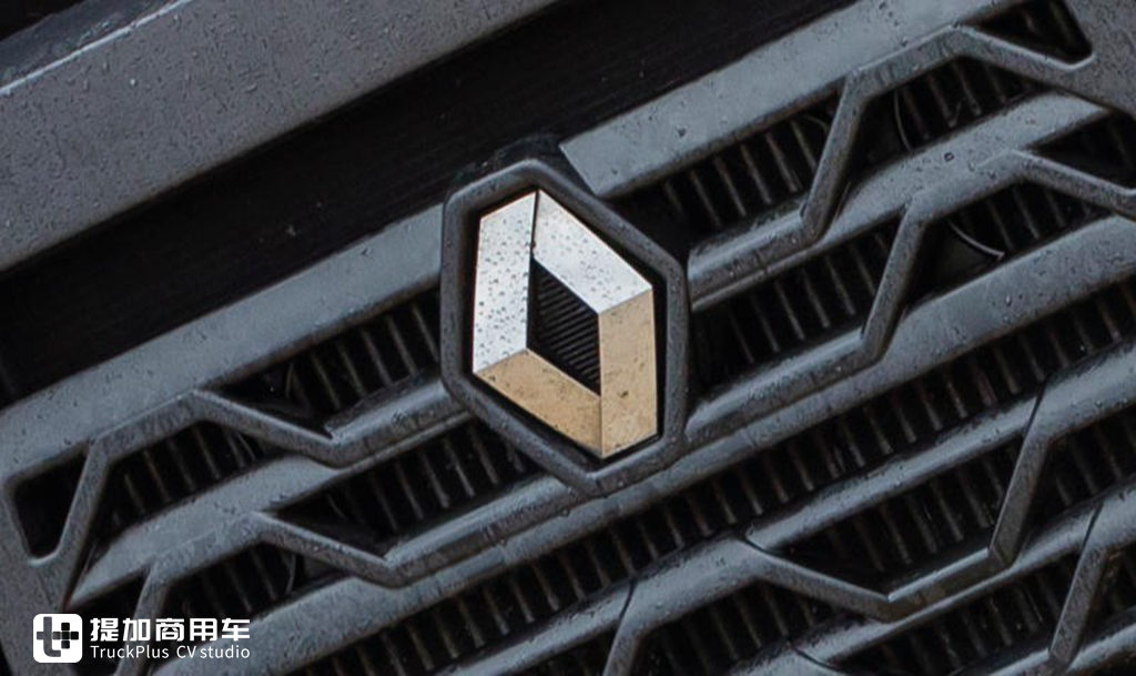 带您见识下工地的雷诺C系8X4自卸车,车辆配置确实高端,只能装22吨货有点浪费 - 第3张 - 提加商用车网 带您见识下工地的雷诺C系8X4自卸车,车辆配置确实高端,只能装22吨货有点浪费 - 第3张