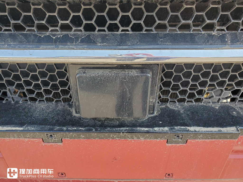 办齐上路25万左右,陕汽轩德翼3单驱牵引车,啥配置性价比这么高? - 第7张 - 提加商用车网 办齐上路25万左右,陕汽轩德翼3单驱牵引车,啥配置性价比这么高? - 第7张