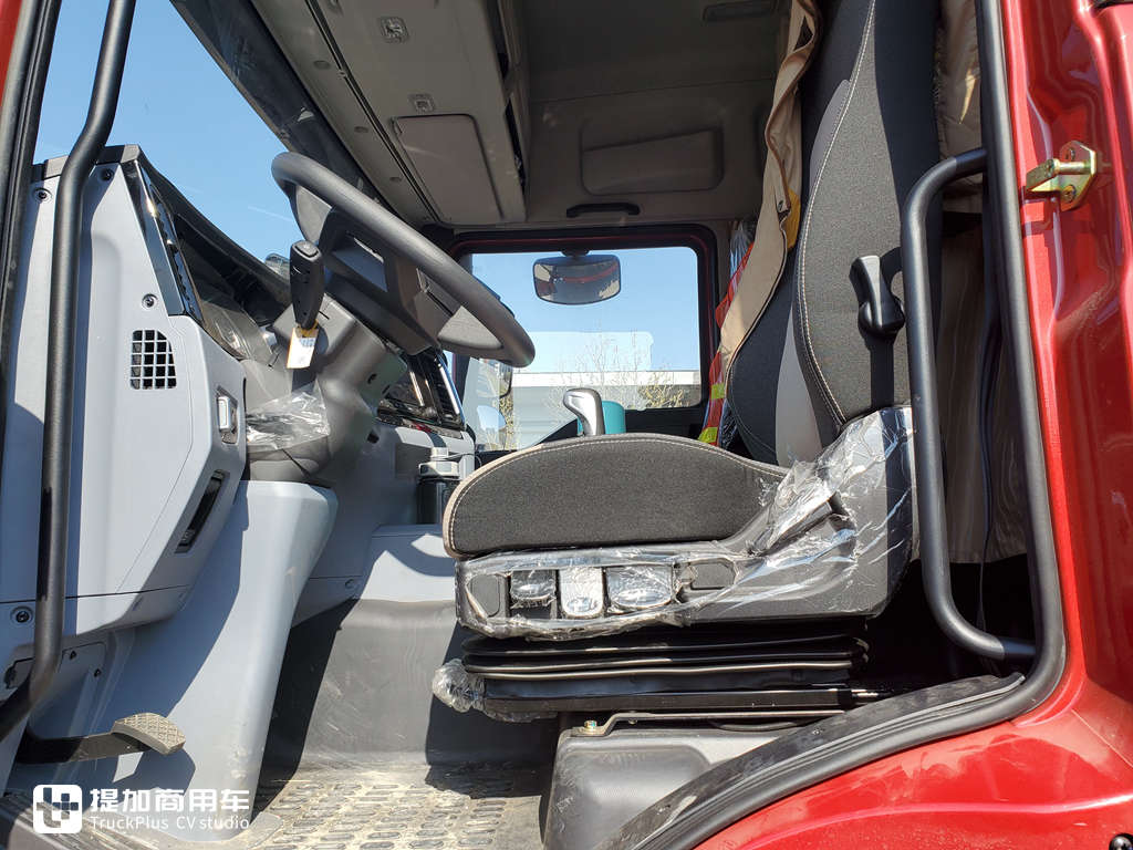 办齐上路25万左右,陕汽轩德翼3单驱牵引车,啥配置性价比这么高? - 第9张 - 提加商用车网 办齐上路25万左右,陕汽轩德翼3单驱牵引车,啥配置性价比这么高? - 第9张