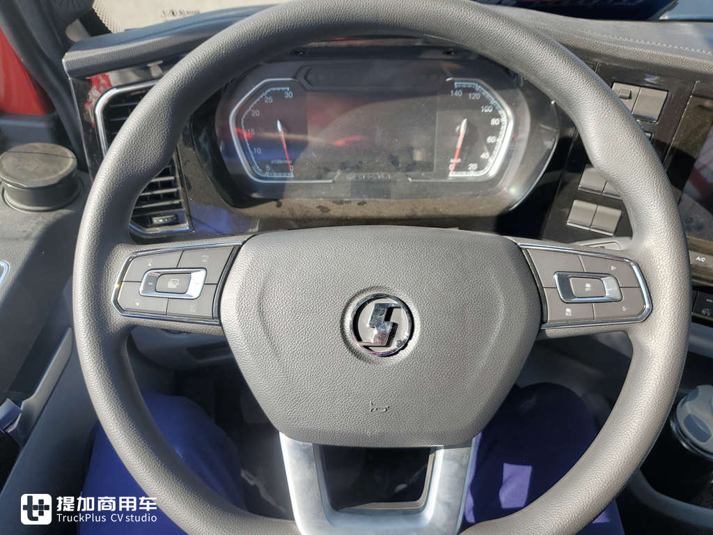 办齐上路25万左右,陕汽轩德翼3单驱牵引车,啥配置性价比这么高? - 第11张 - 提加商用车网 办齐上路25万左右,陕汽轩德翼3单驱牵引车,啥配置性价比这么高? - 第11张