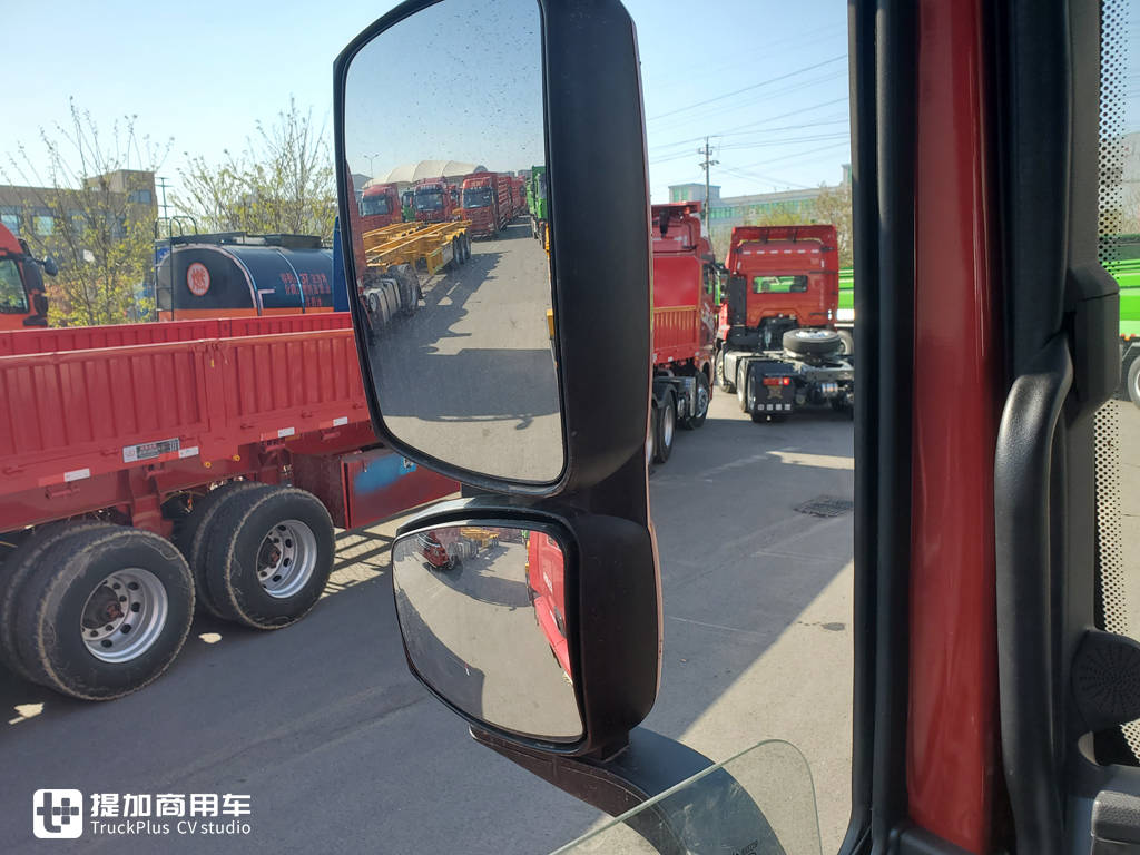 办齐上路25万左右,陕汽轩德翼3单驱牵引车,啥配置性价比这么高? - 第12张 - 提加商用车网 办齐上路25万左右,陕汽轩德翼3单驱牵引车,啥配置性价比这么高? - 第12张