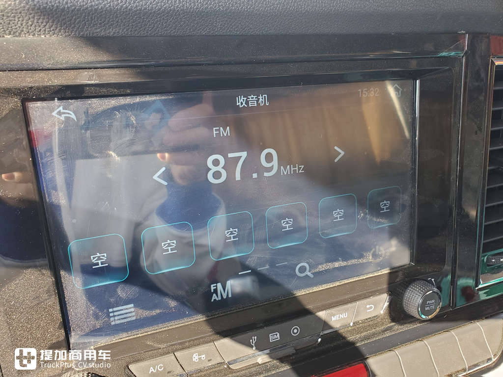 办齐上路25万左右,陕汽轩德翼3单驱牵引车,啥配置性价比这么高? - 第13张 - 提加商用车网 办齐上路25万左右,陕汽轩德翼3单驱牵引车,啥配置性价比这么高? - 第13张