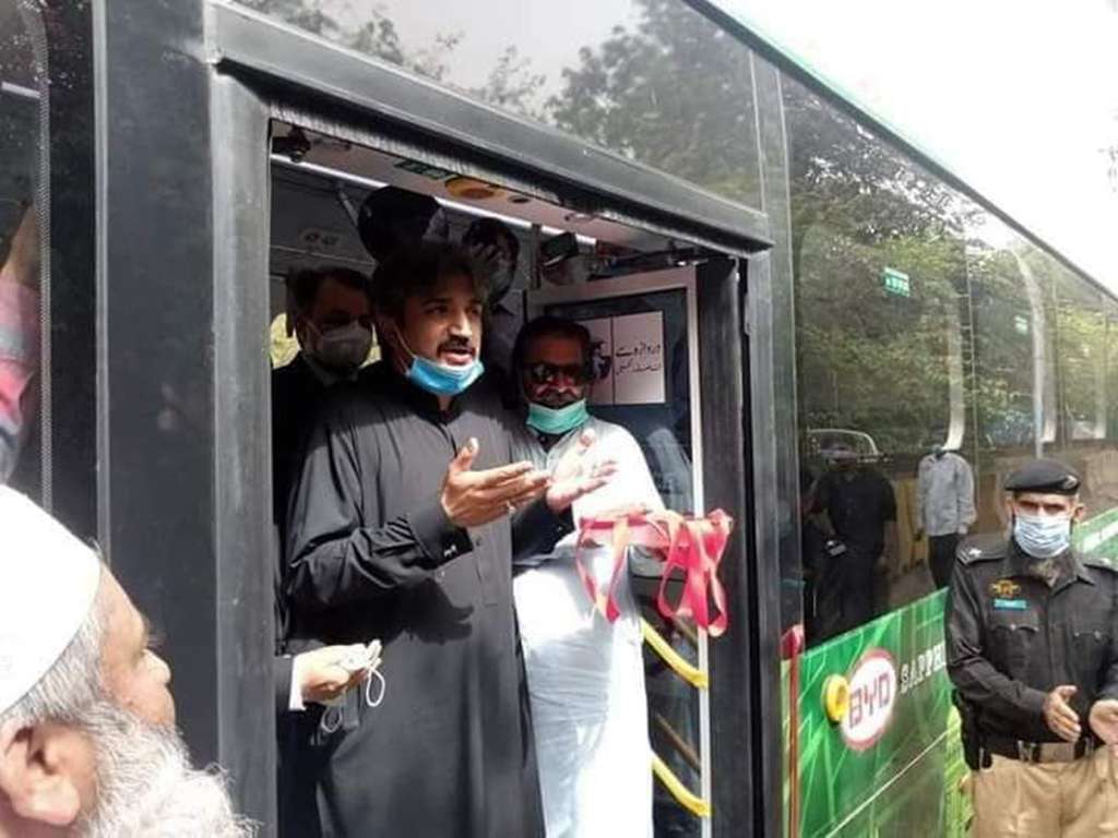 巴基斯坦迎历史首台纯电动大巴，比亚迪牵手“巴铁”共筑绿色未来