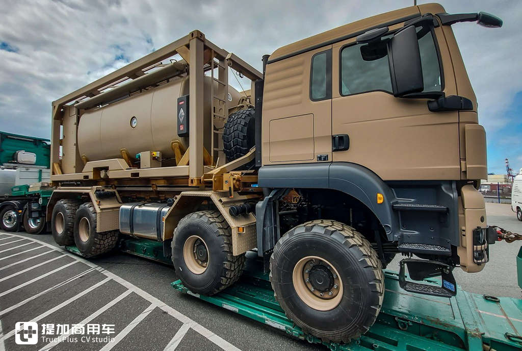 8X8全驱,全身多处特殊改装,带您见识一款德国MAN打造的战地卡车 - 第5张 - 提加商用车网 8X8全驱,全身多处特殊改装,带您见识一款德国MAN打造的战地卡车 - 第5张